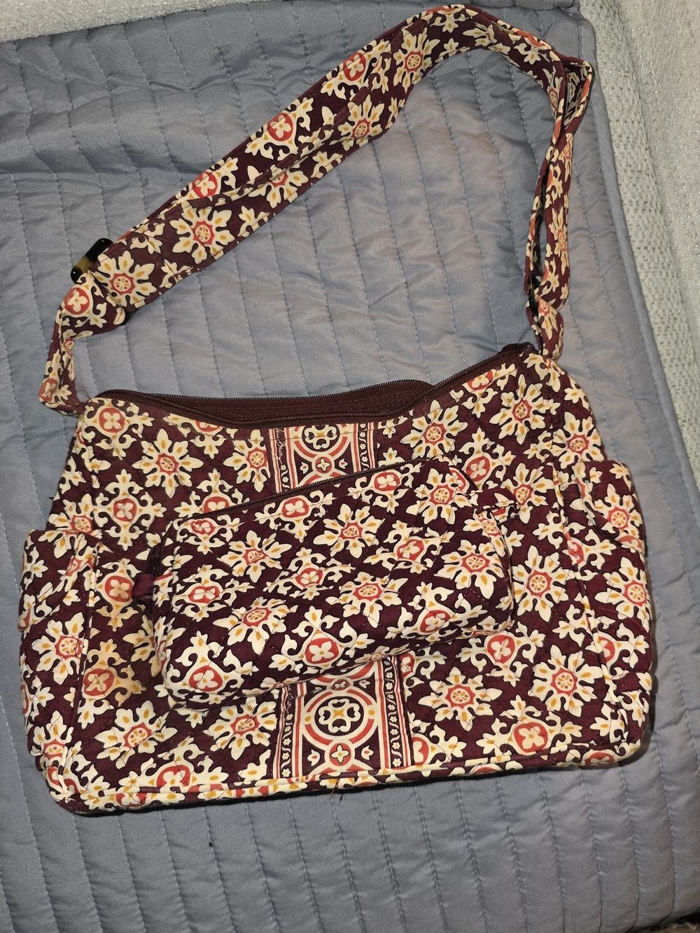 BONUS POUCH Vera Bradley Quilted Hobo Bag in Burgundy Floral